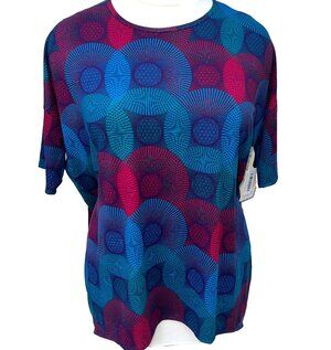 LuLaRoe NWT Tee Shirt Irma Womens 2XL Geometric Print Short Sleeve Crew Neck
